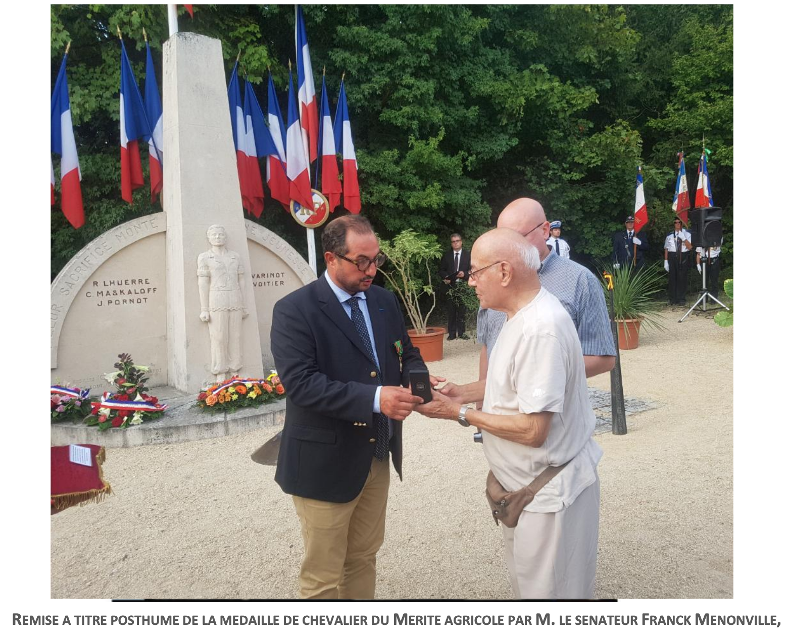 Archives - remise à titre posthume de la médaille de chevalier du mérite agricole