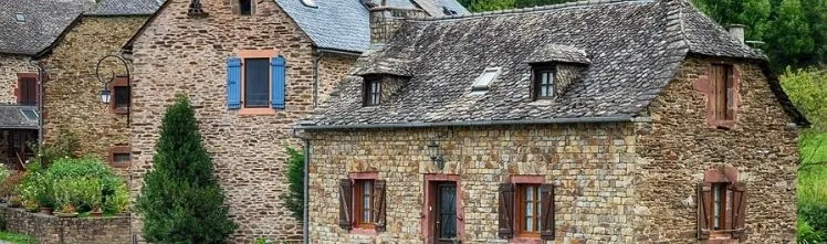 Comment faire la généalogie d’une maison grâce aux archives ?