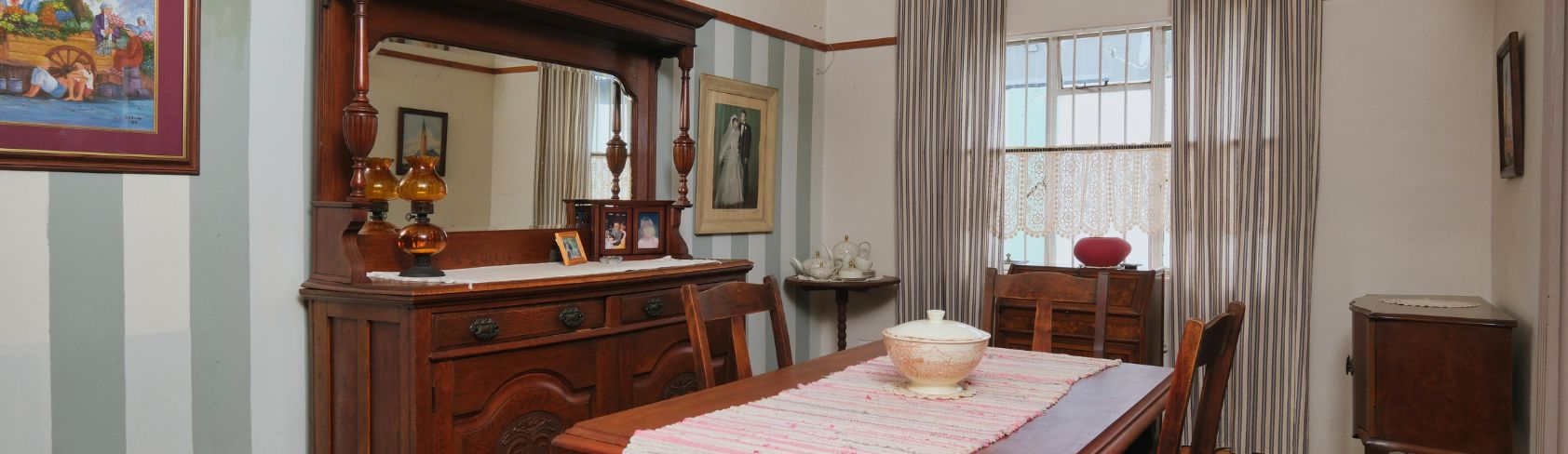 Faire parler les objets de famille : méthode pour documenter vos “reliques” familiales